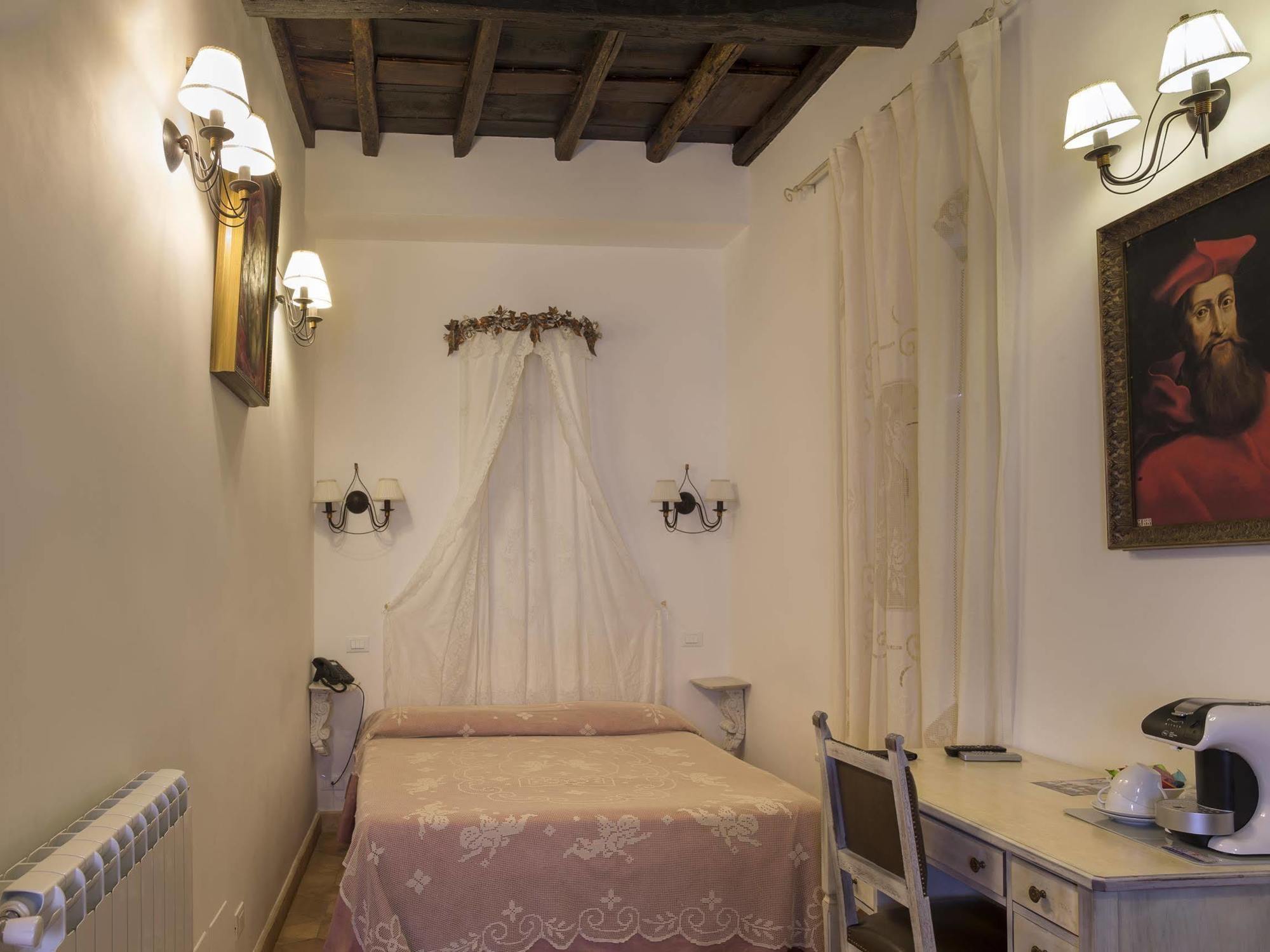 Hotel Off à Rome Extérieur photo